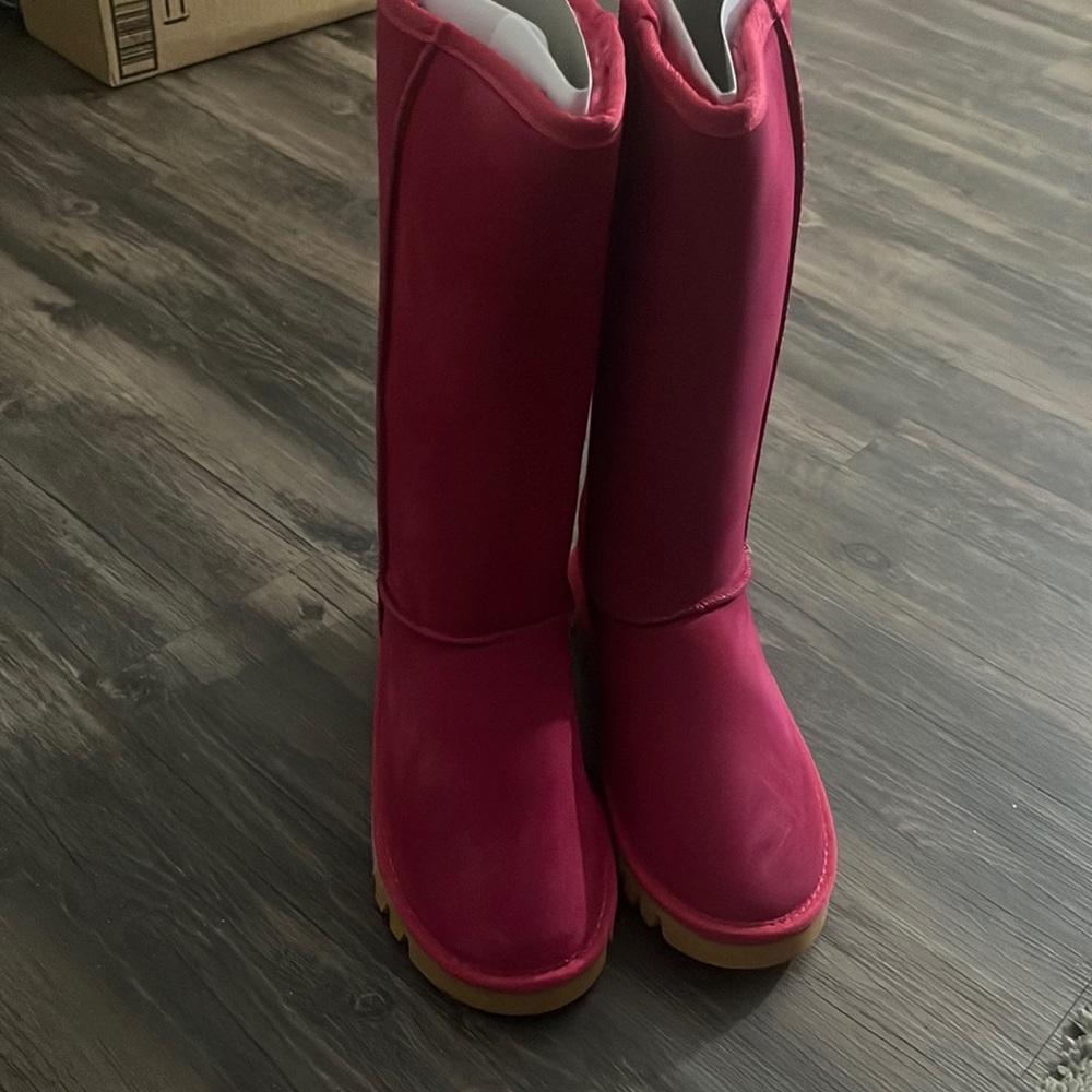 Nest boots